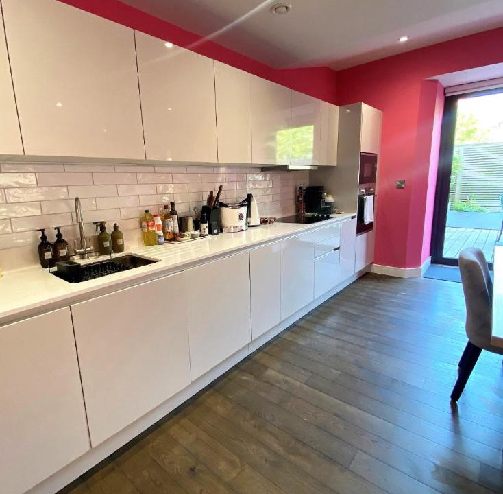 Photo of Kitchen in Canon's Marsh