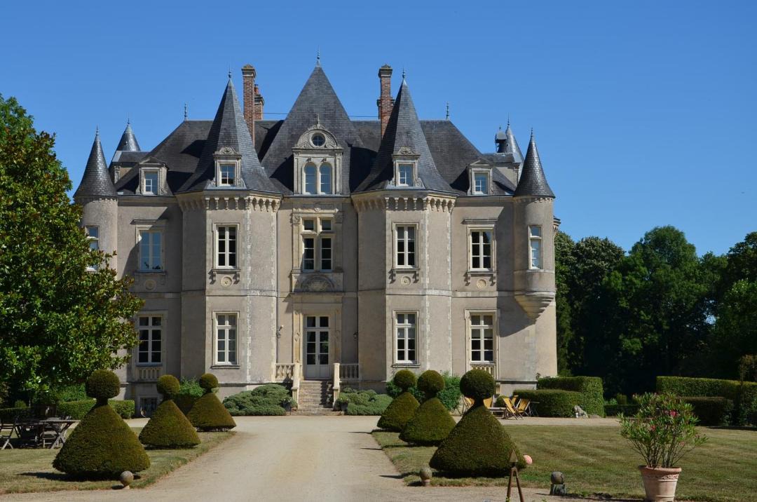 Photo of Others in Vallon-sur-Gee