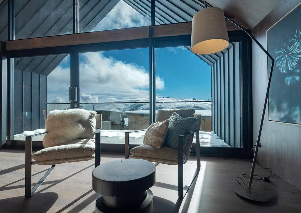 Photo of Others in Hotham Heights