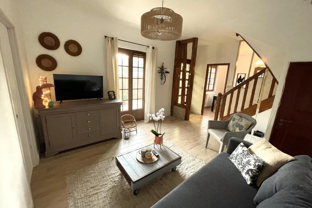 Photo of Livingroom in Vernon