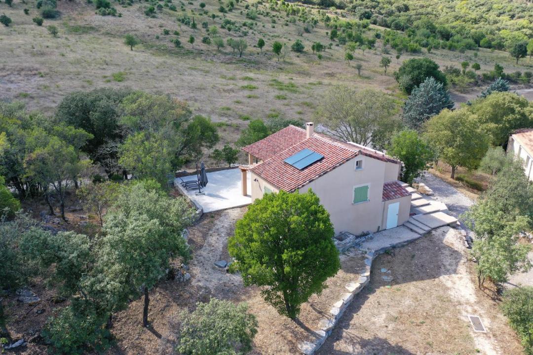 Photo of Buildings in Sauve