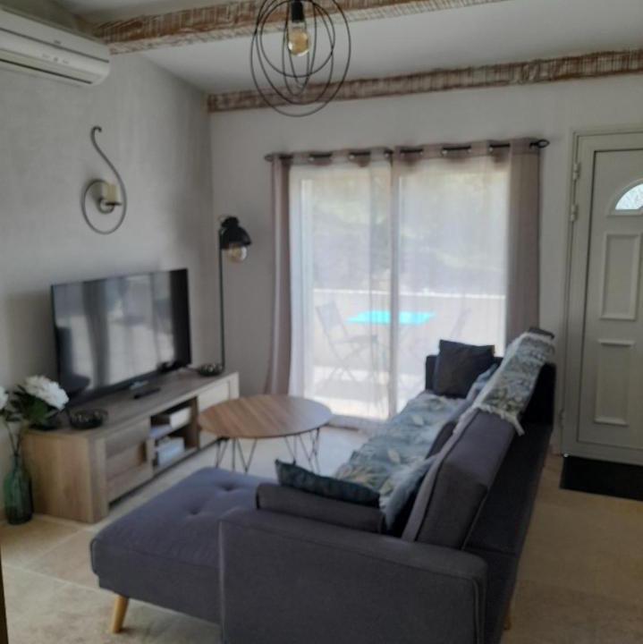 Photo of Livingroom in Saint-Martin-de-Valgalgues