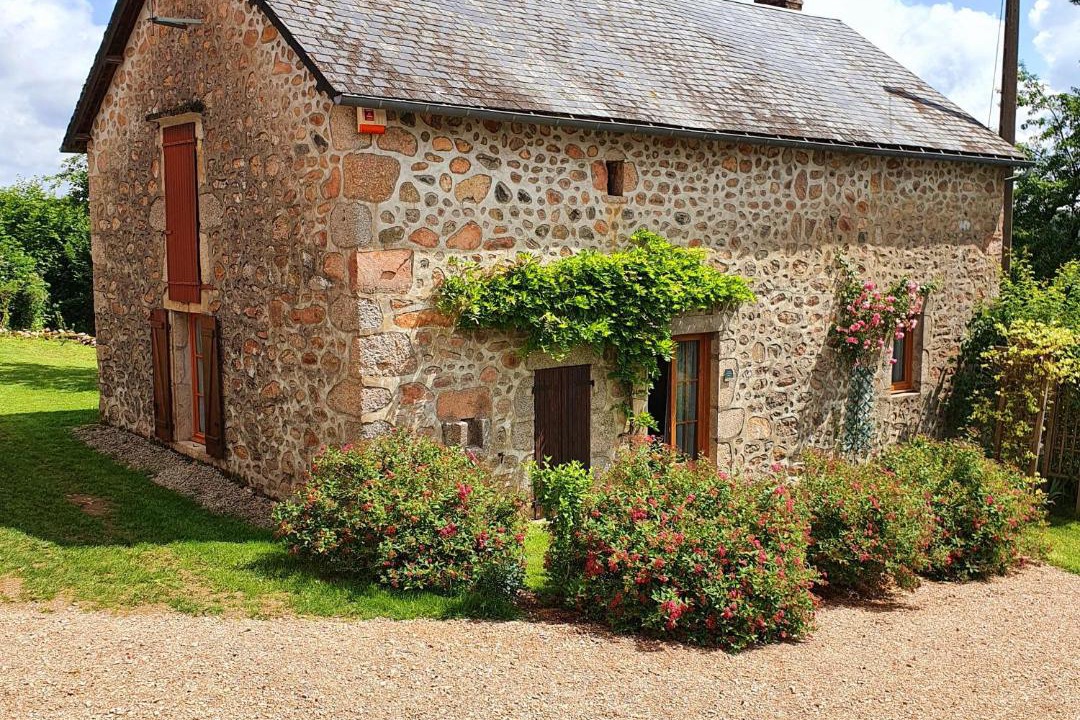 Photo of Buildings in Planchez