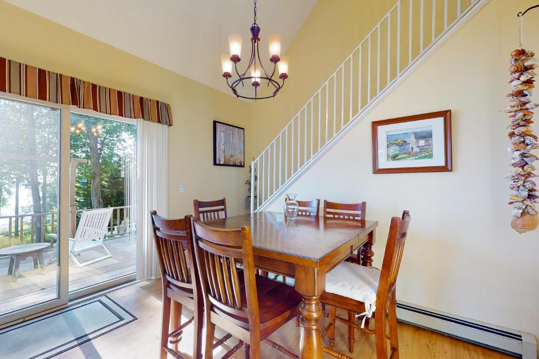 Photo of Livingroom in Lincolnville