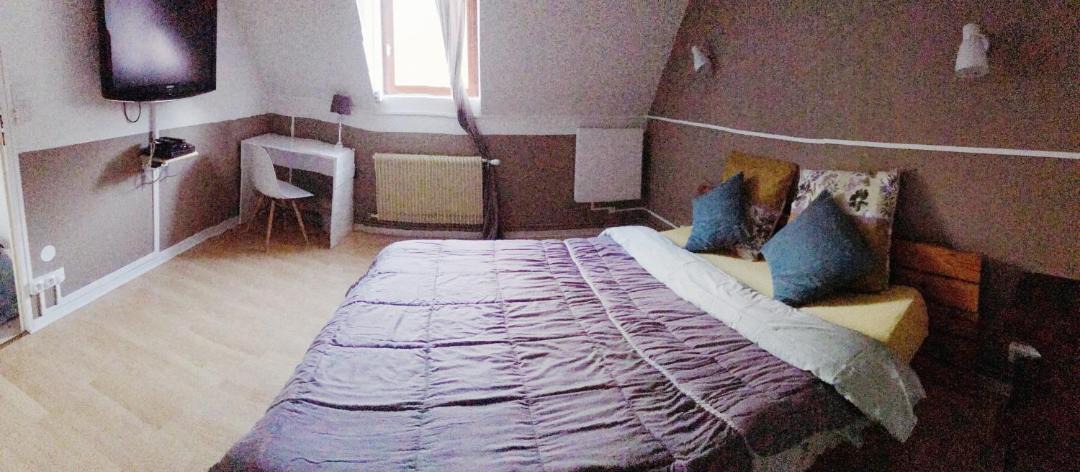 Photo of Bedroom in Cesson