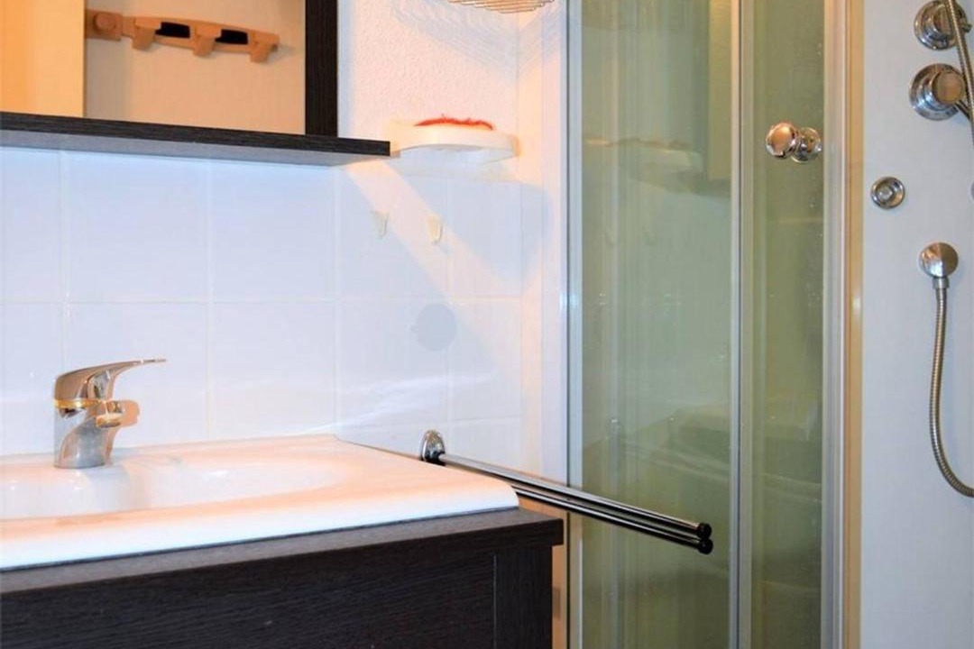 Photo of Bathroom in Pyrenees 2000