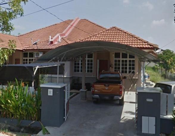 Photo of Buildings in Kampung Merbau Patah
