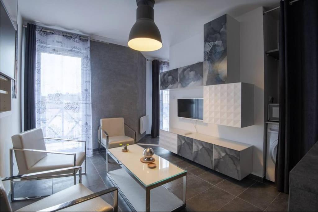 Photo of Livingroom in Tours