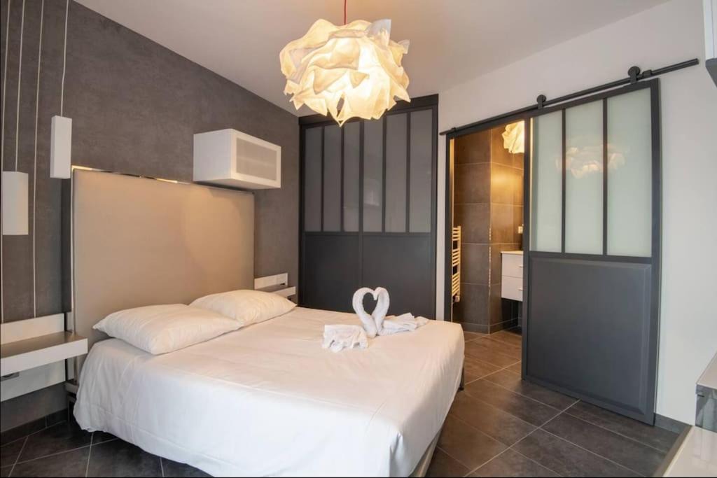 Photo of Bedroom in Tours