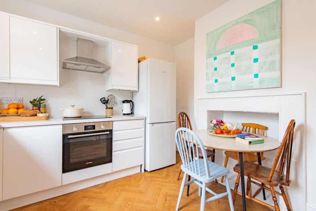 Photo of Kitchen in Sandwich