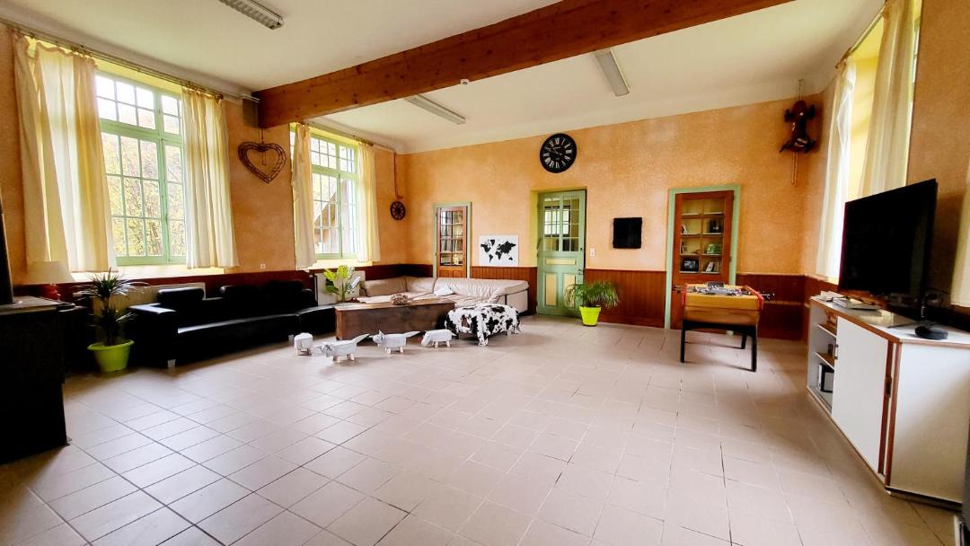 Photo of Livingroom in Haut-du-Them-Chateau-Lambert