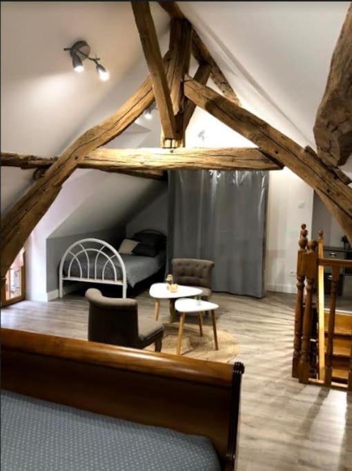 Photo of Others in Couzon