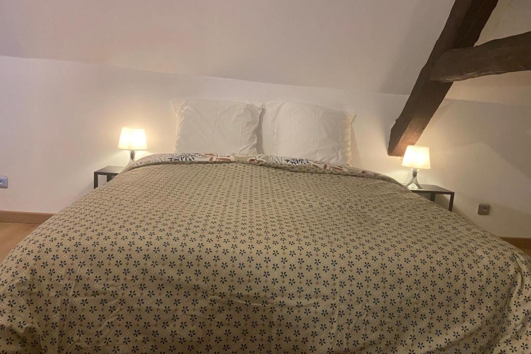 Photo of Bedroom in Tille