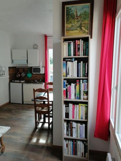 Photo of Livingroom in Courtenay