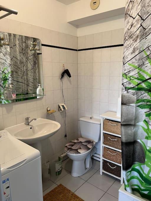 Photo of Others in La Lunette