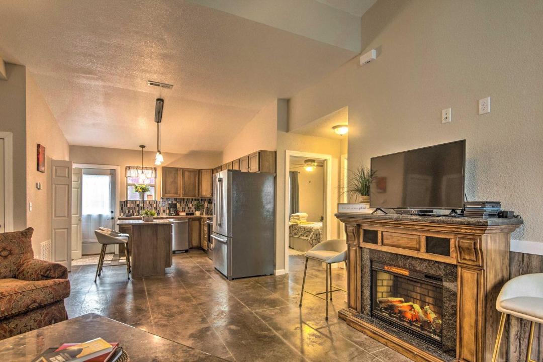 Photo of Livingroom in Booneville