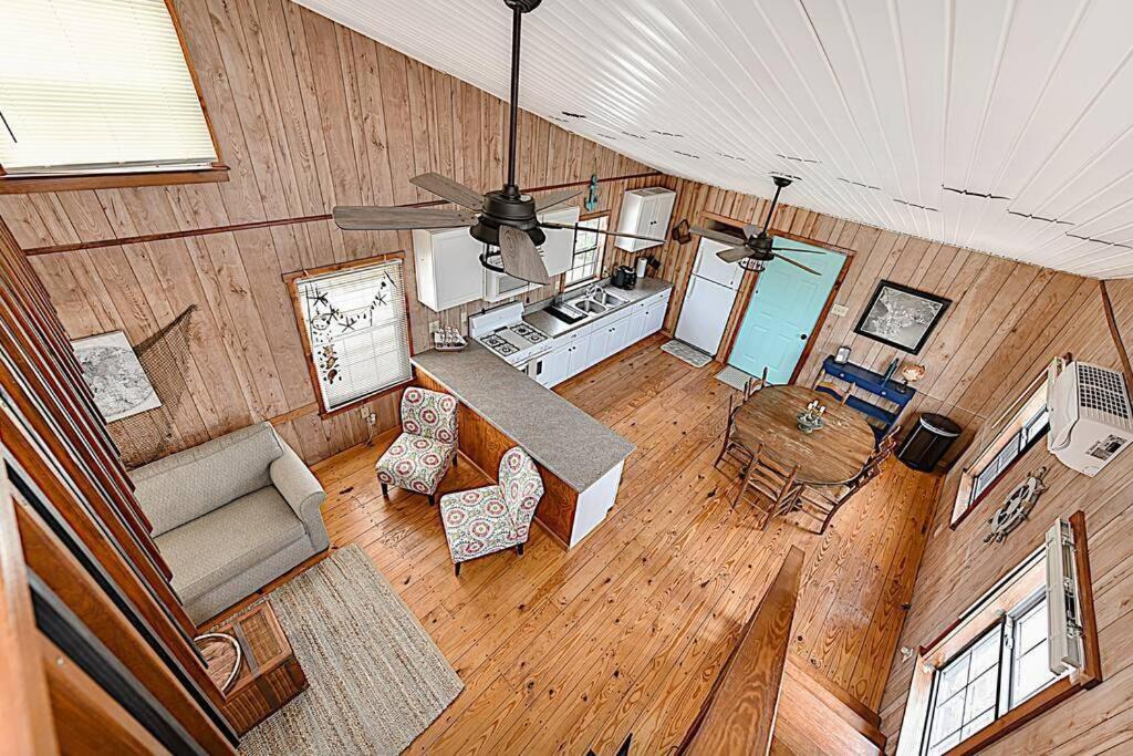 Photo of Livingroom in Sealevel