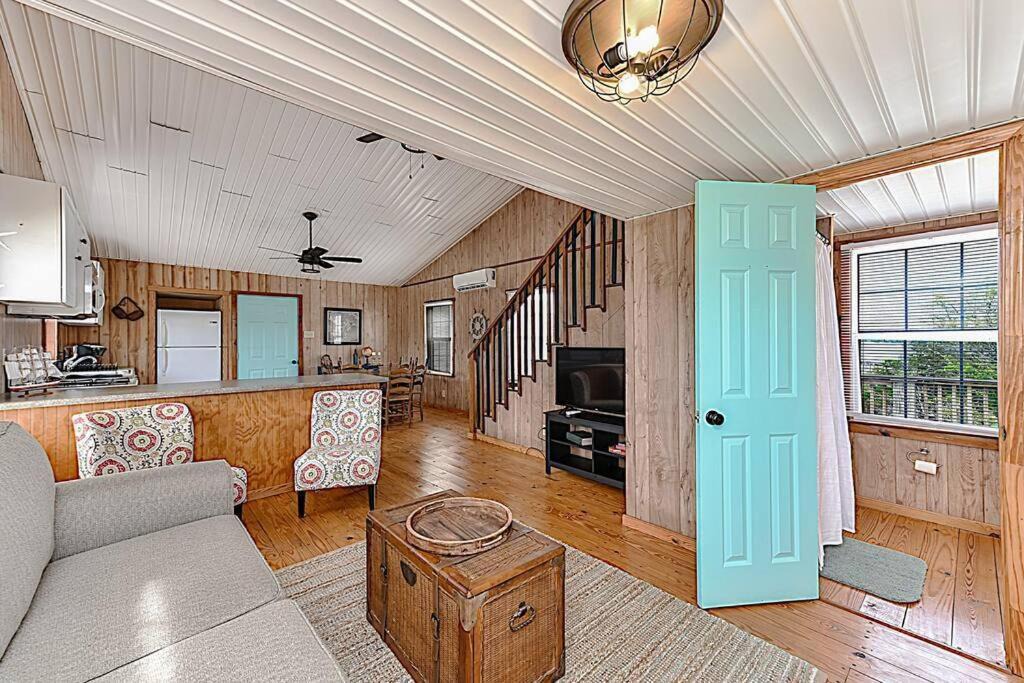 Photo of Livingroom in Sealevel