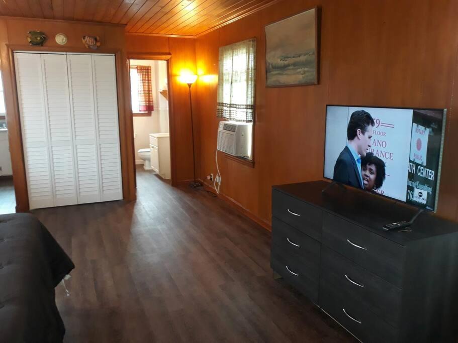 Photo of Livingroom in Crescent Beach