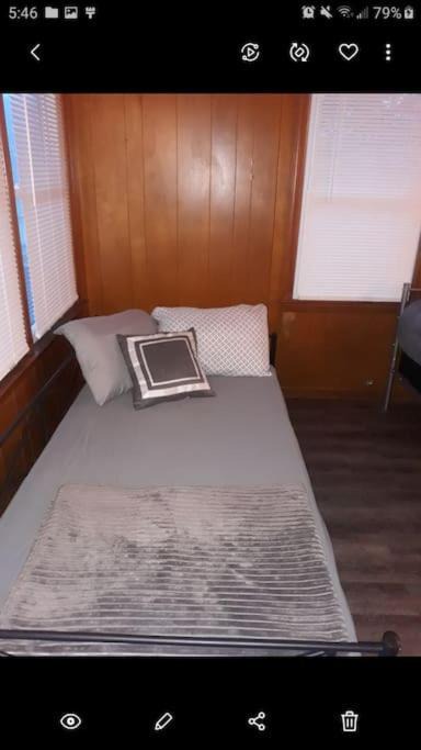 Photo of Bedroom in Crescent Beach