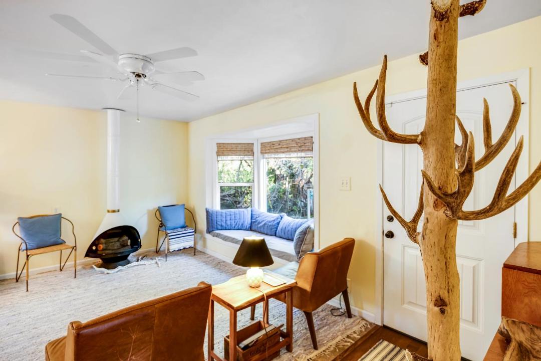 Photo of Others in Cloverdale