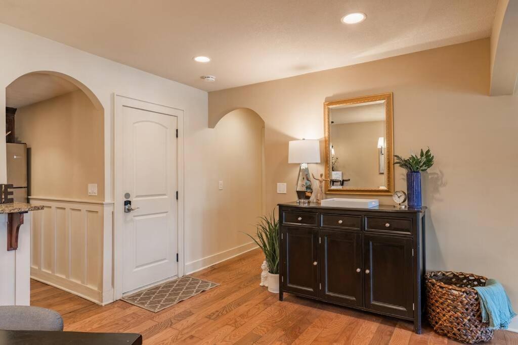 Photo of Kitchen in West Plaza