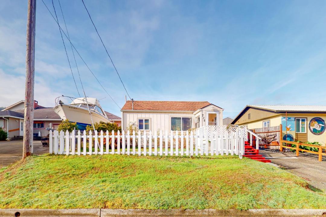 Photo of Others in Winchester Bay