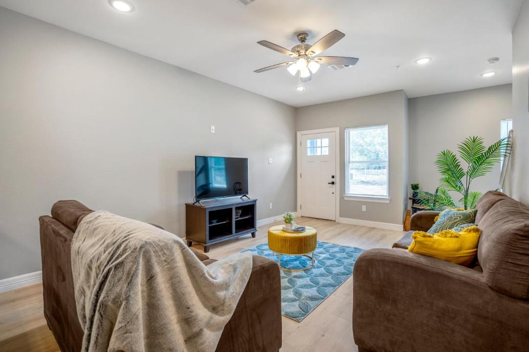 Photo of Livingroom in North Houston