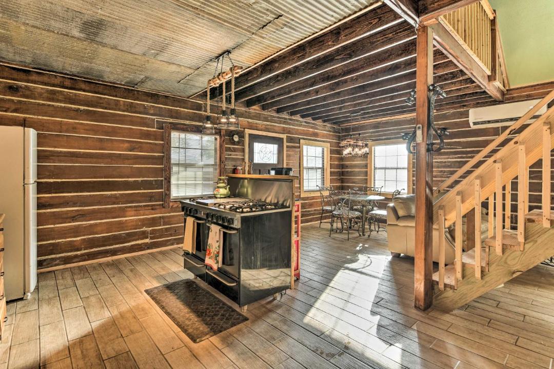 Photo of Others in Robstown