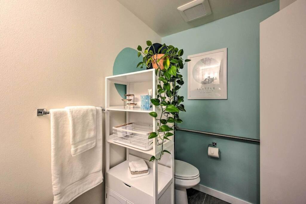 Photo of Bathroom in Whittier Heights