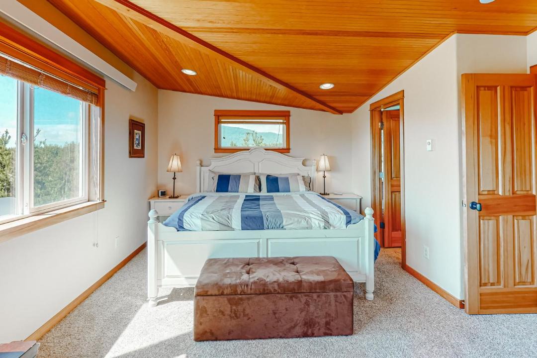 Photo of Bedroom in Manzanita