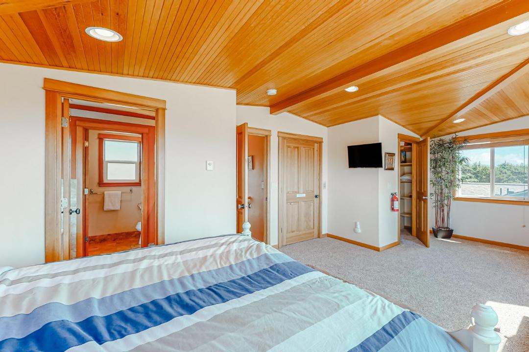 Photo of Bedroom in Manzanita