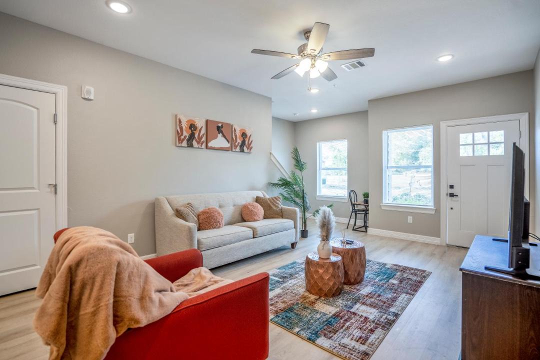 Photo of Livingroom in North Houston