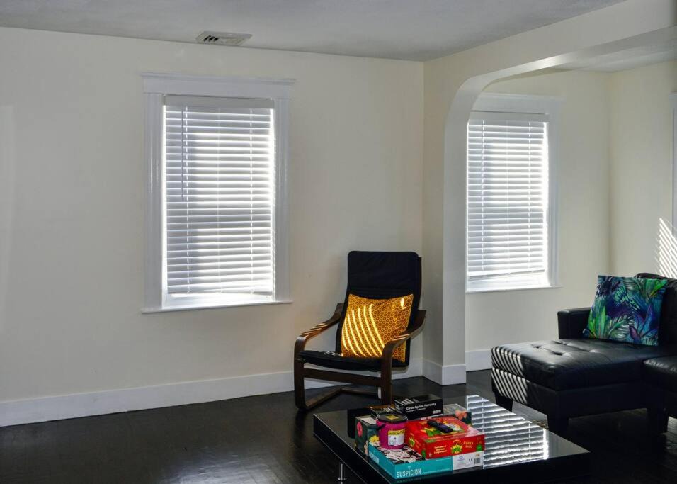 Photo of Livingroom in Stoneham