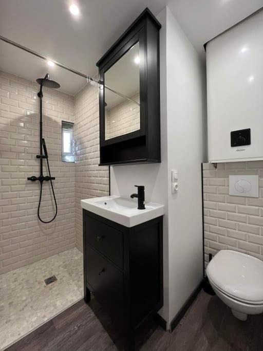 Photo of Bathroom in Saint-Martin-le-Gaillard
