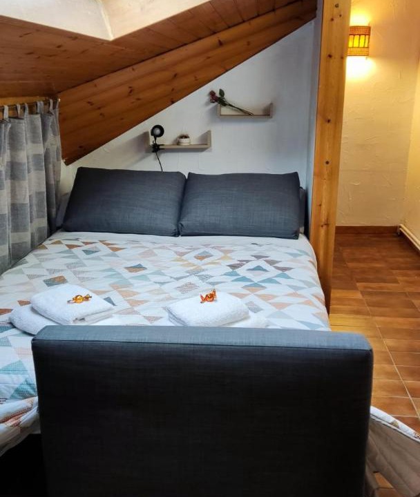 Photo of Bedroom in Sort