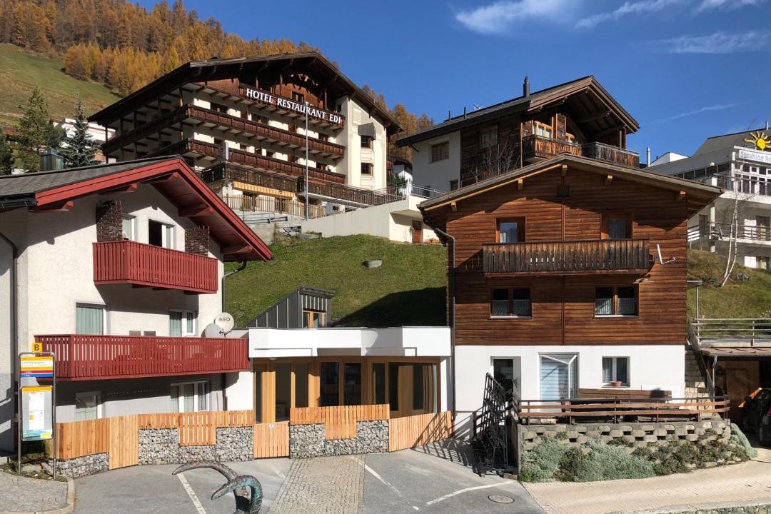 Photo of Others in Ravaisch