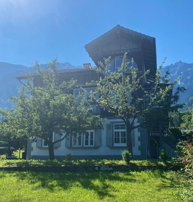 Photo of Buildings in Boenigen