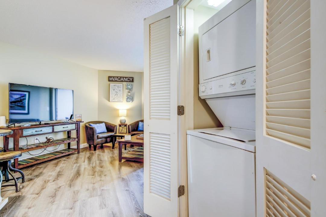 Photo of Livingroom in Downtown Myrtle Beach