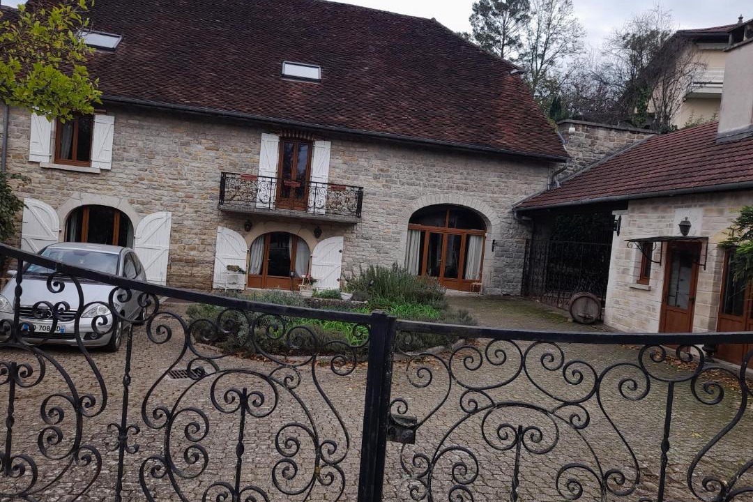 Photo of Buildings in Saint-Germain-les-Arlay