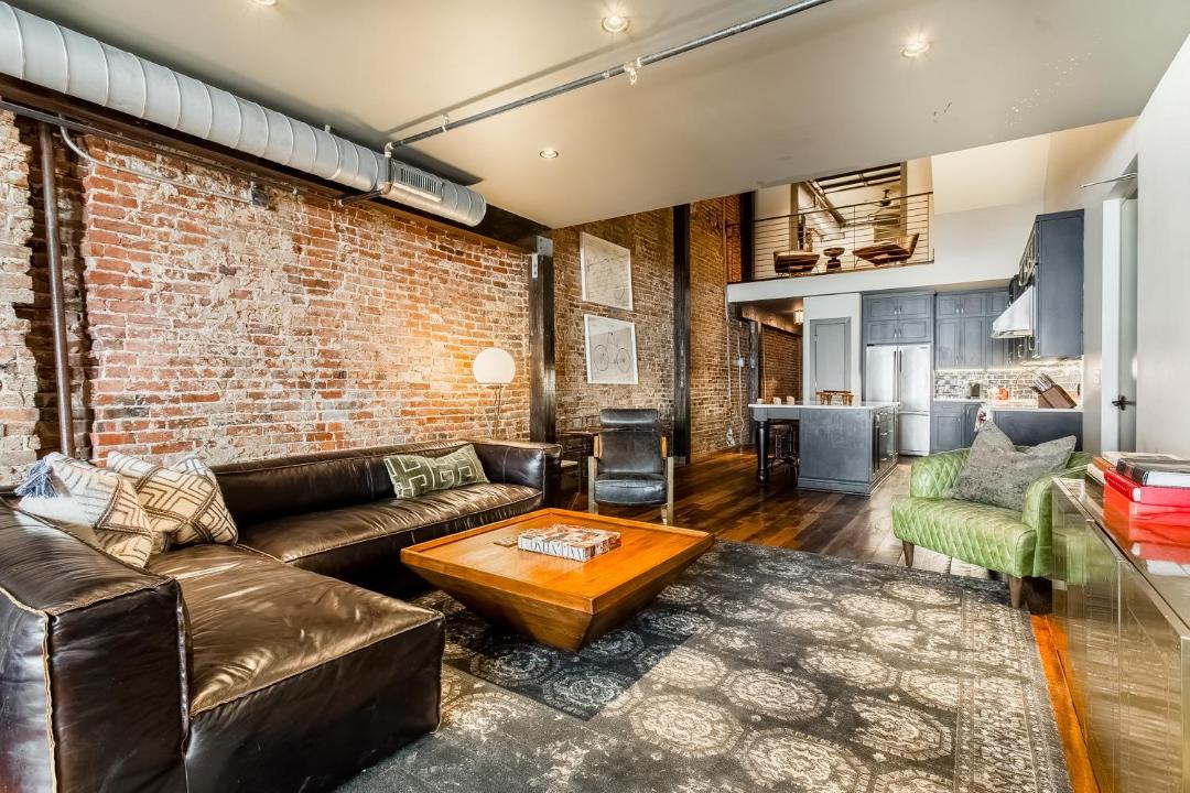 Photo of Livingroom in Arts District