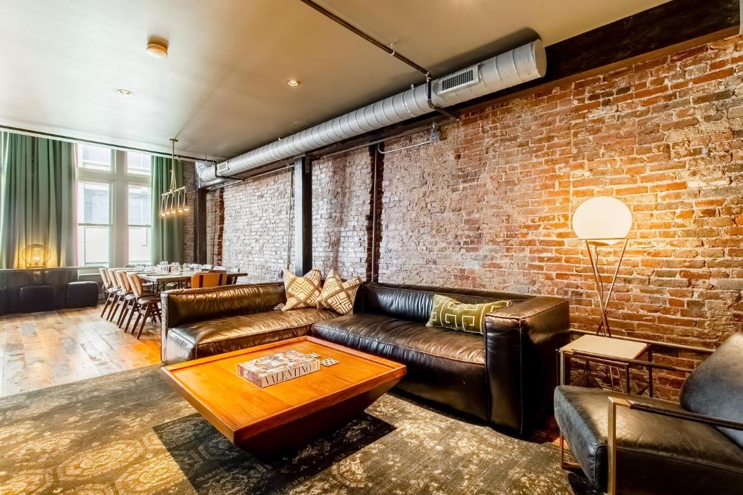 Photo of Livingroom in Arts District