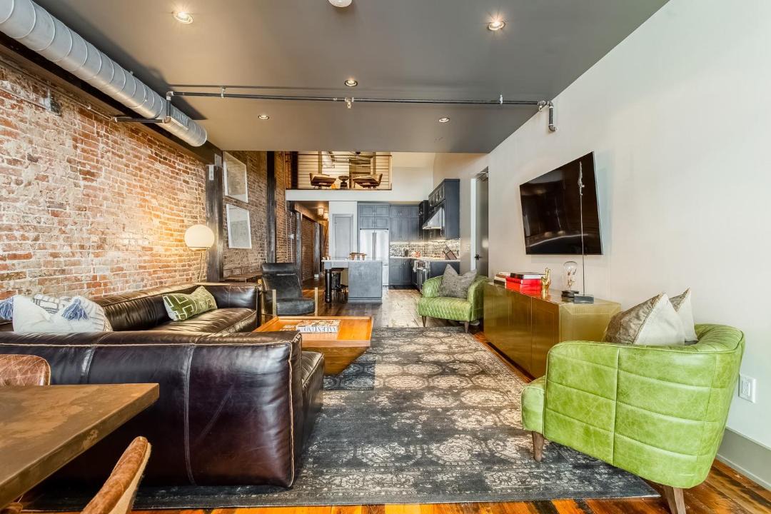 Photo of Livingroom in Arts District