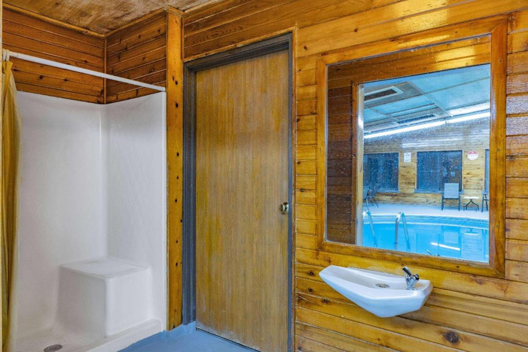 Photo of Bathroom in Valentine