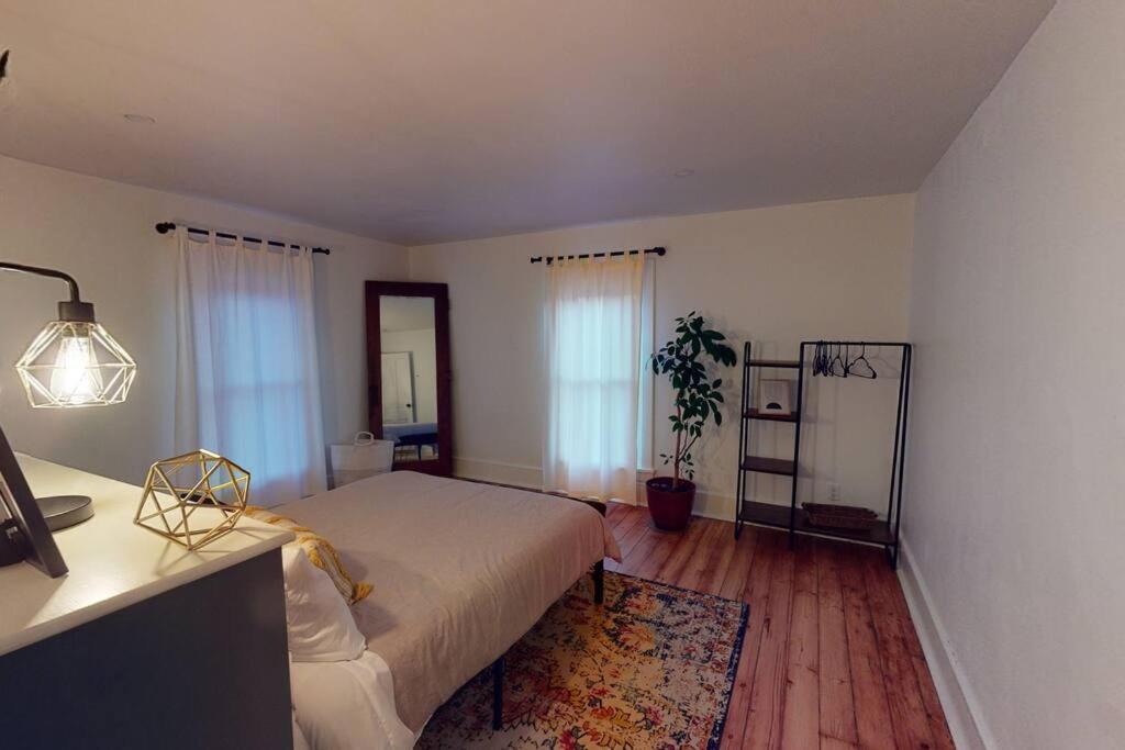 Photo of Bedroom in Monroe