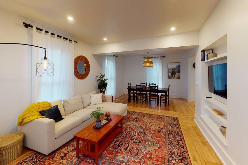 Photo of Livingroom in Monroe