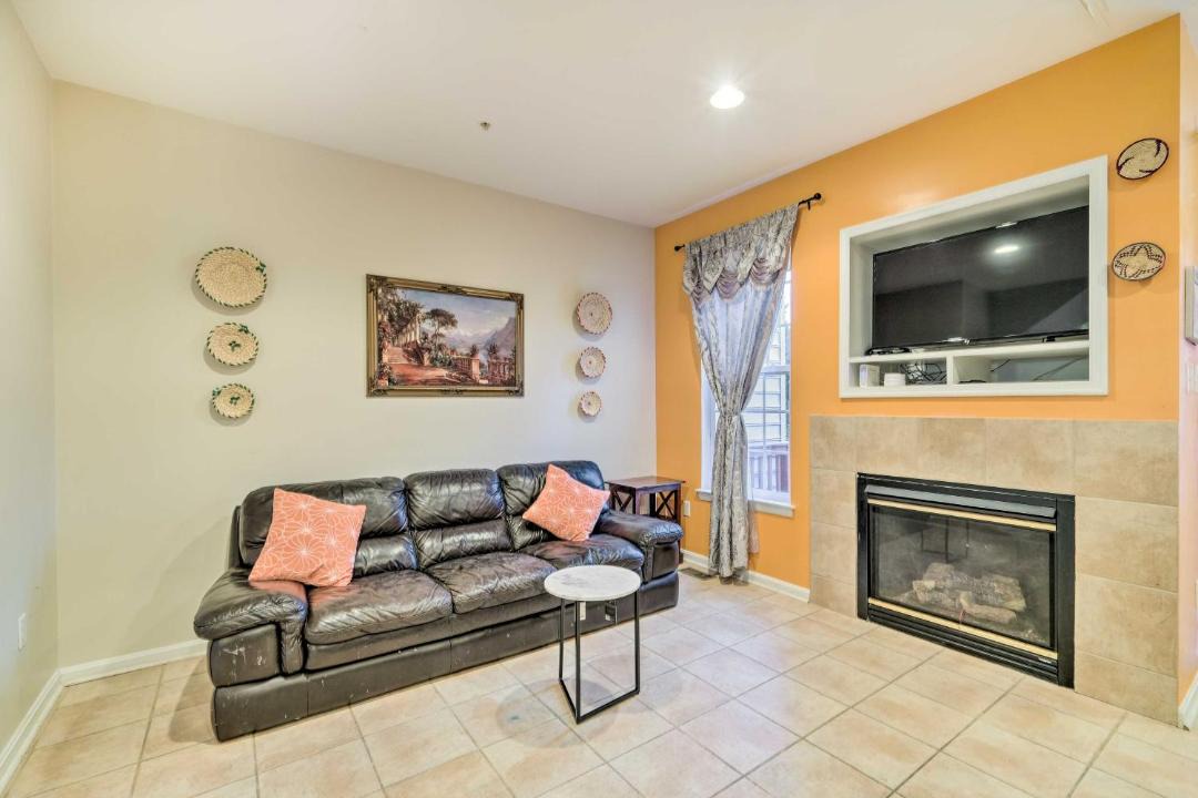 Photo of Livingroom in Odenton