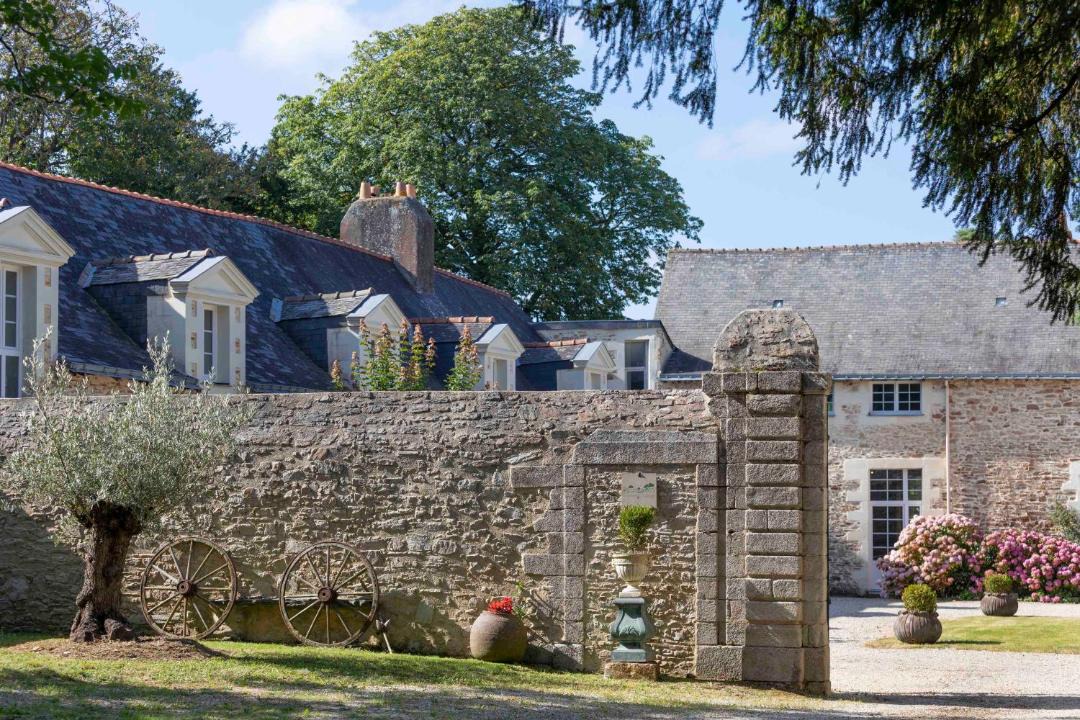 Photo of Others in Heric