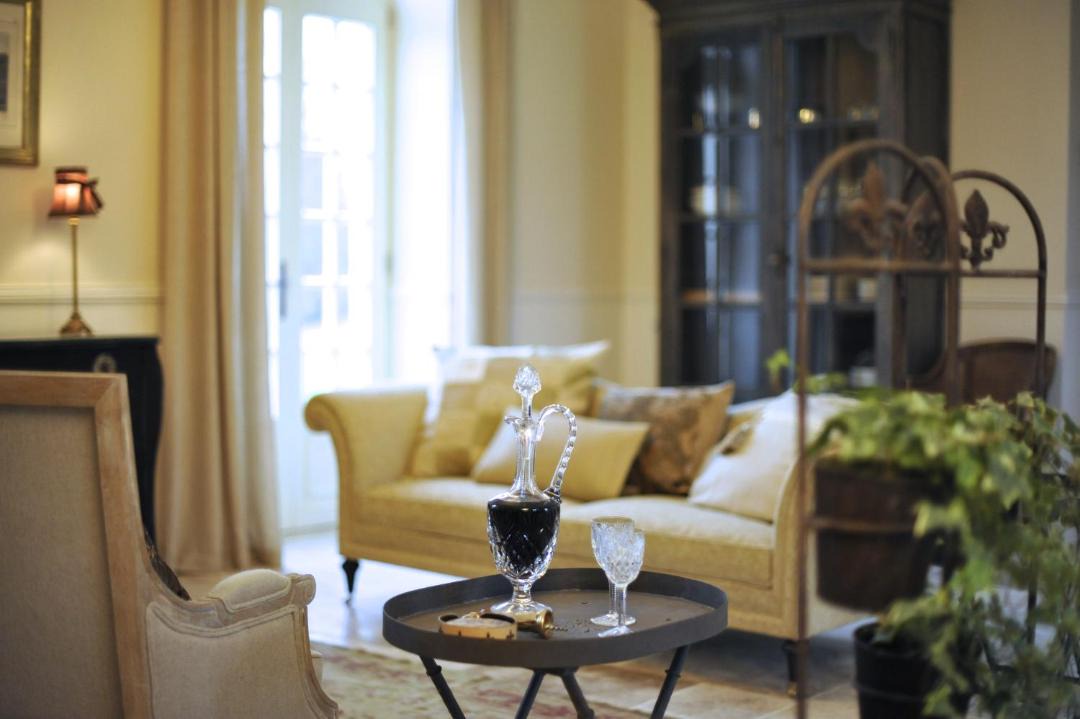 Photo of Livingroom in Conde-sur-Seulles