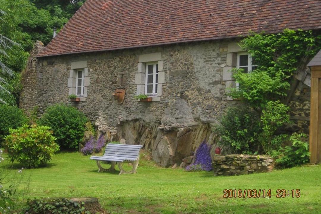 Photo of Buildings in Moulins-le-Carbonnel